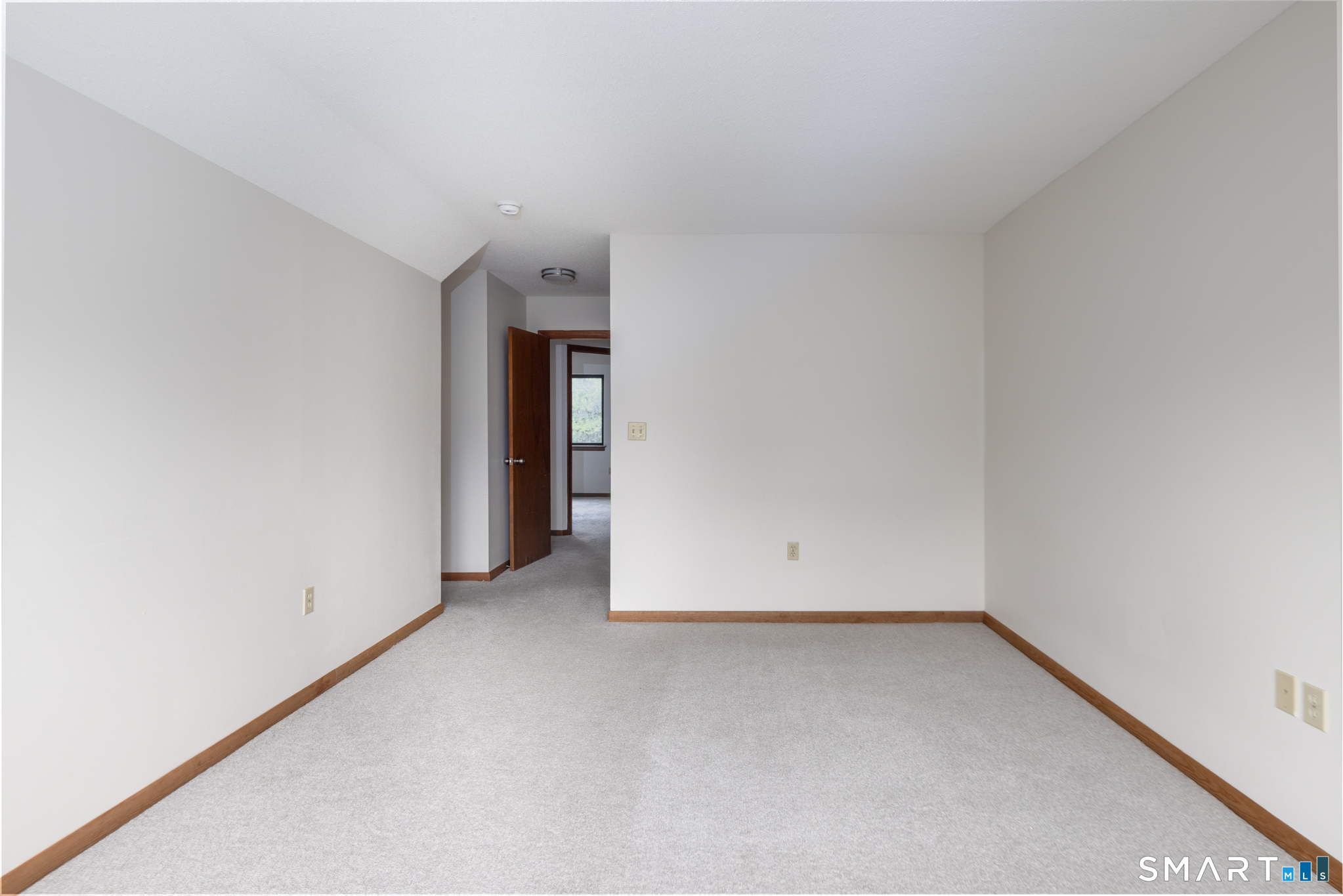 7 Lilac Lane Farmington CT 06032