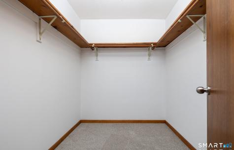 7 Lilac Lane Farmington CT 06032