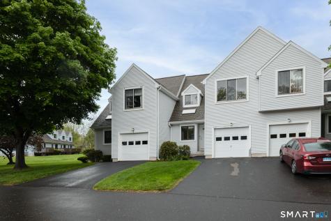 7 Lilac Lane Farmington CT 06032