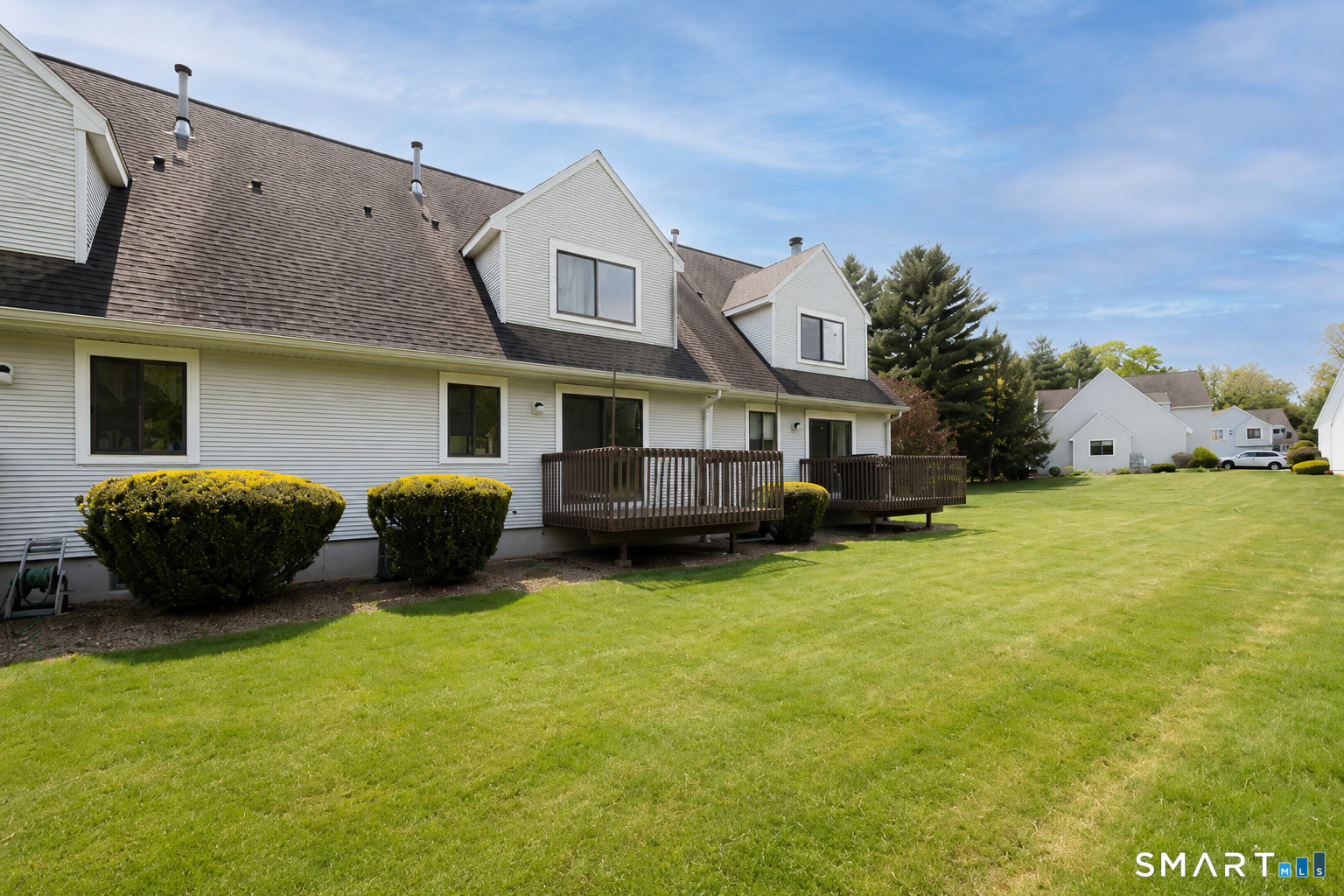 7 Lilac Lane Farmington CT 06032