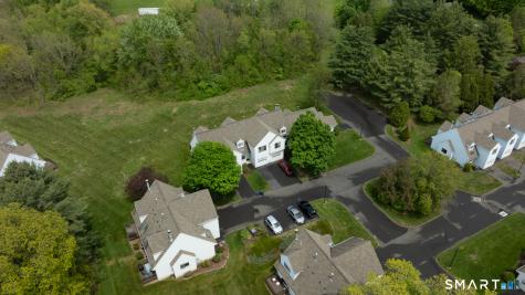 7 Lilac Lane Farmington CT 06032