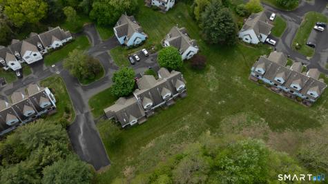 7 Lilac Lane Farmington CT 06032