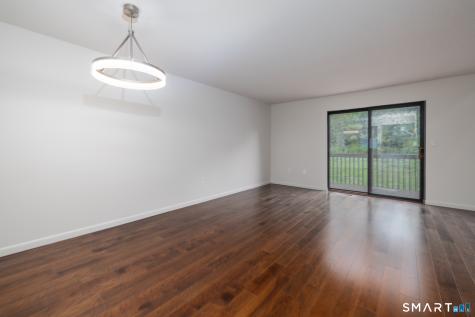 7 Lilac Lane Farmington CT 06032