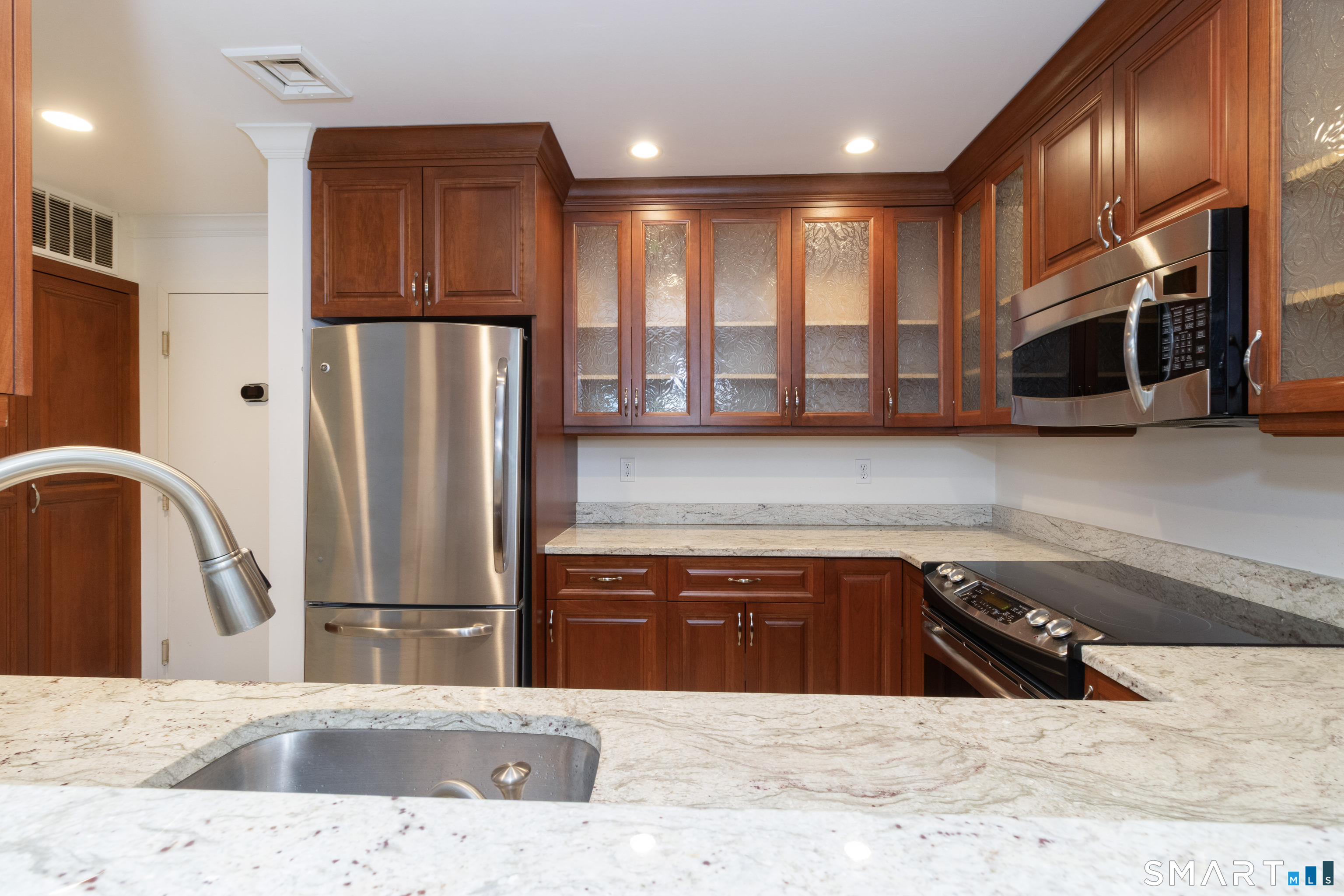 49 Rose Street Branford CT 06405