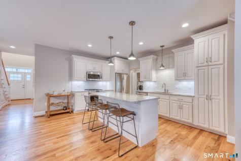 39 Harvest Court Newington CT 06111