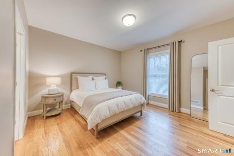 39 Harvest Court Newington CT 06111