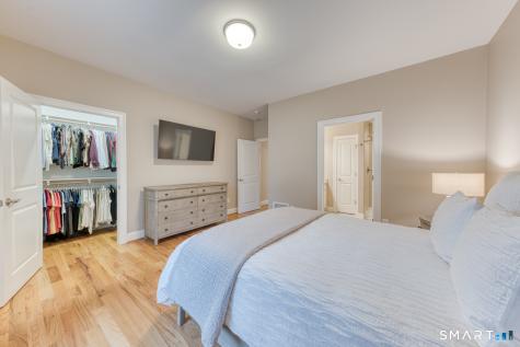 39 Harvest Court Newington CT 06111