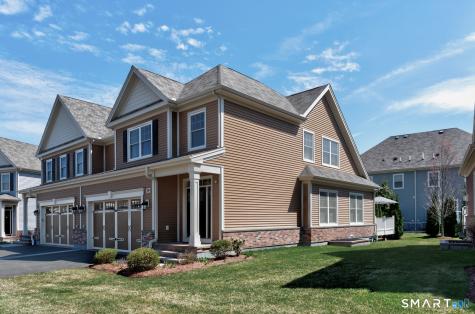39 Harvest Court Newington CT 06111