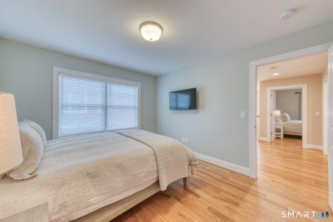 39 Harvest Court Newington CT 06111