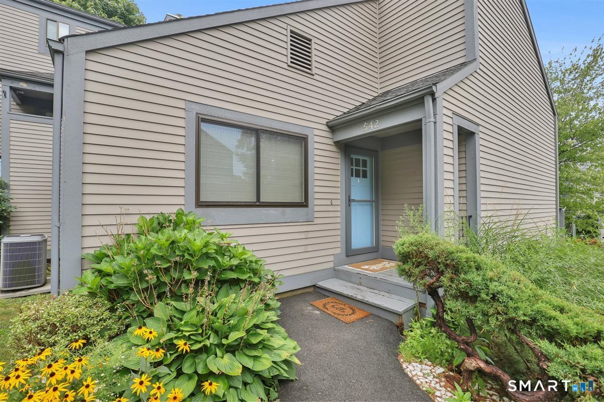 542 Pilgrim Harbor Wallingford CT 06492