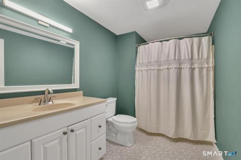 542 Pilgrim Harbor Wallingford CT 06492