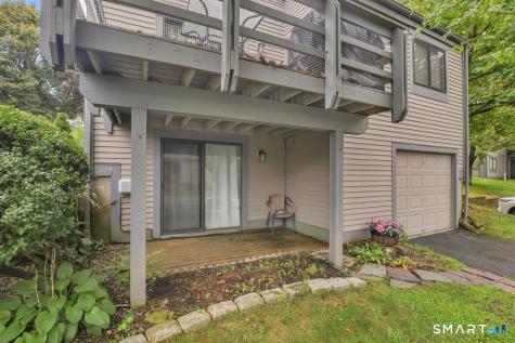 542 Pilgrim Harbor Wallingford CT 06492