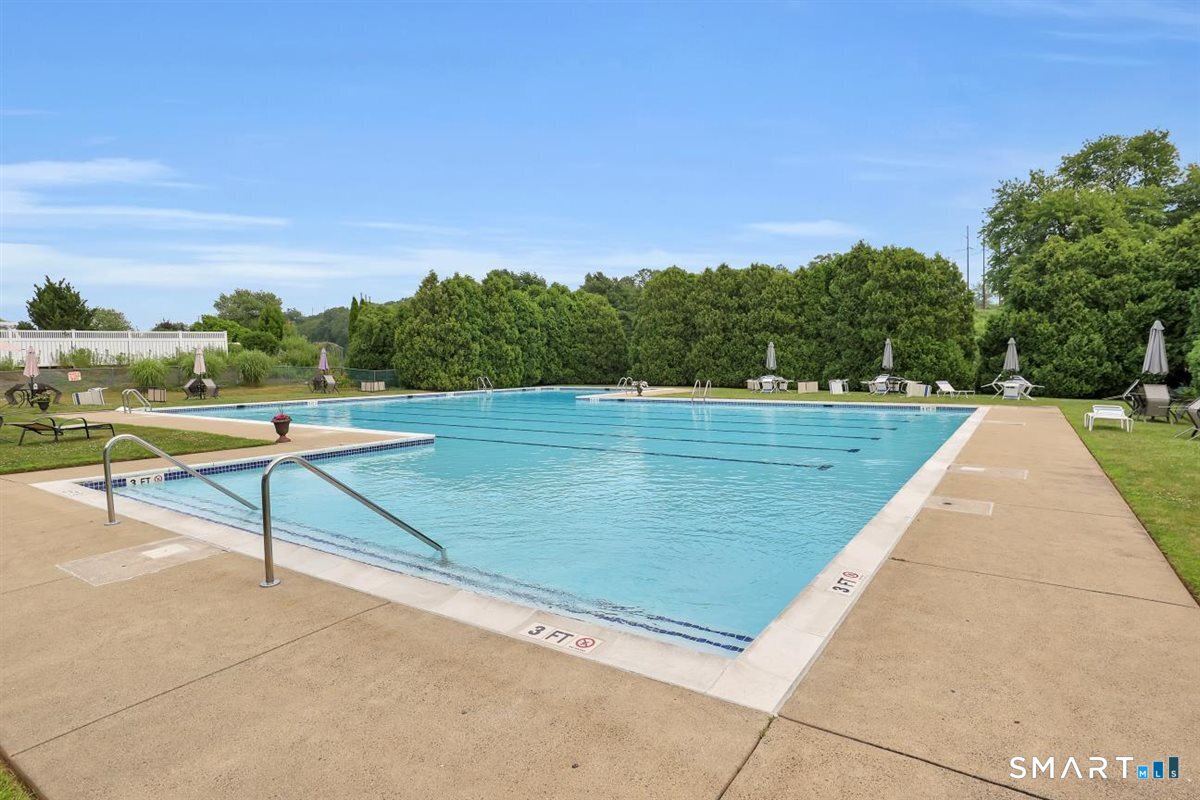 542 Pilgrim Harbor Wallingford CT 06492