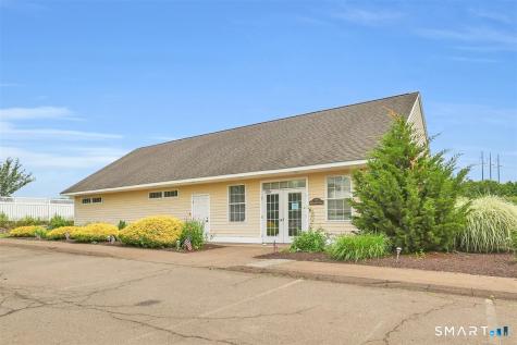 542 Pilgrim Harbor Wallingford CT 06492