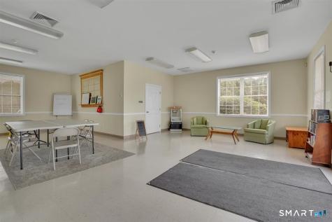542 Pilgrim Harbor Wallingford CT 06492