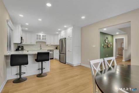 542 Pilgrim Harbor Wallingford CT 06492