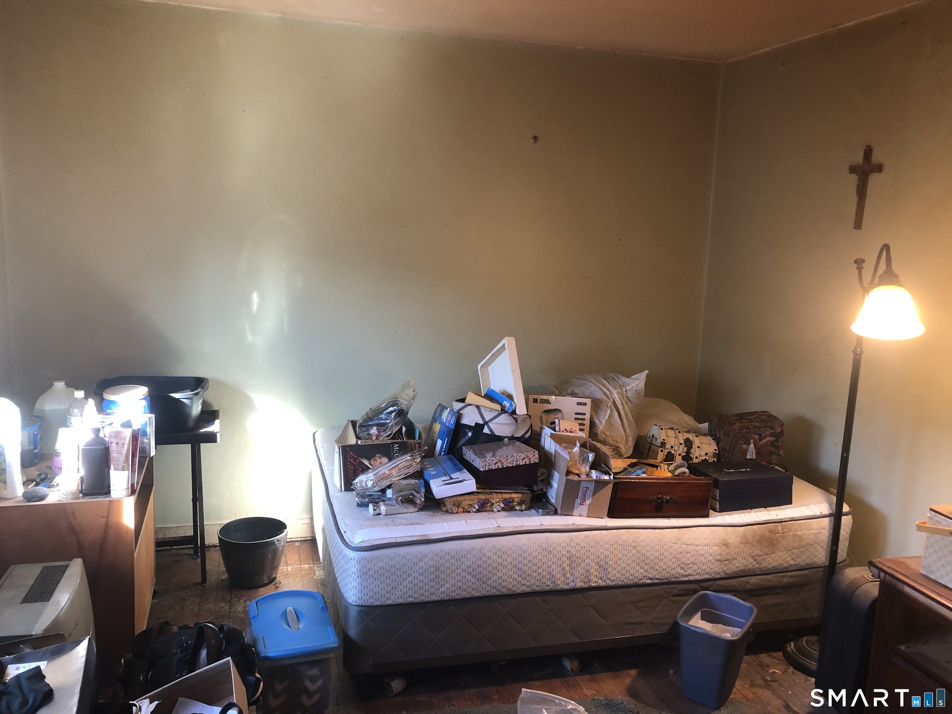 894 Burnside Avenue East Hartford CT 06108