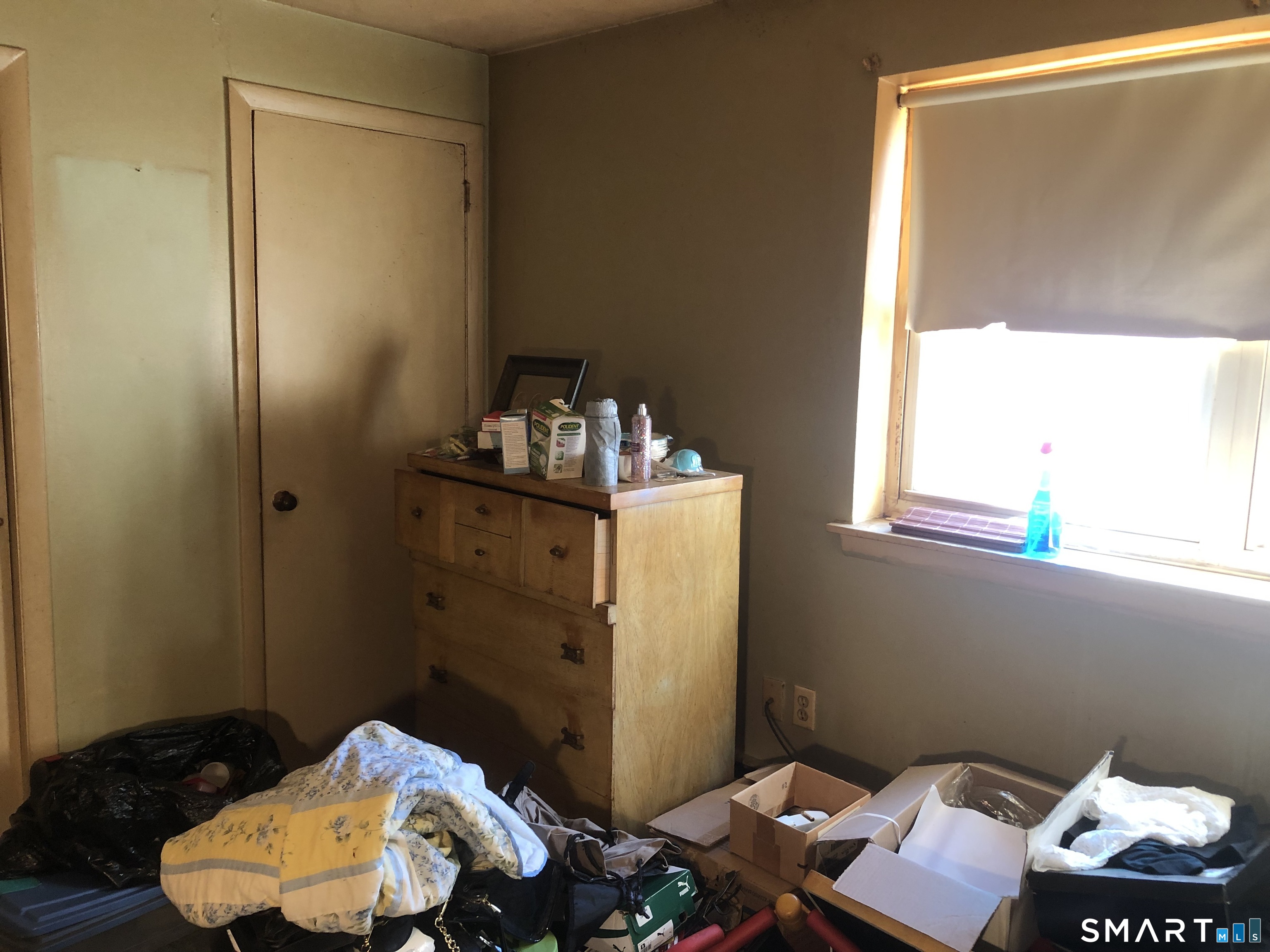 894 Burnside Avenue East Hartford CT 06108