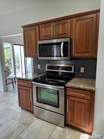 581 Heritage Village Southbury CT 06488