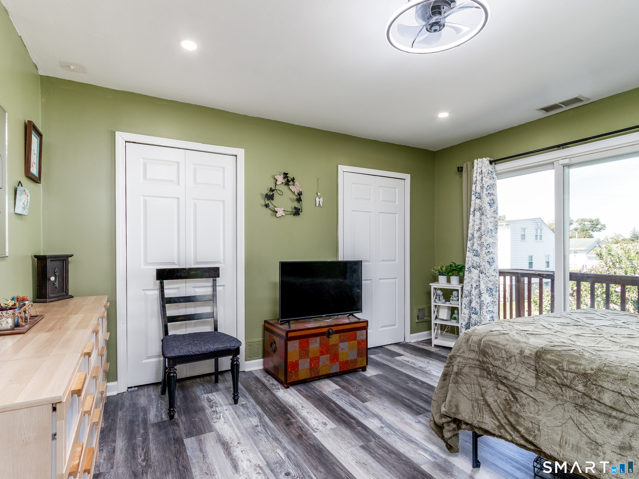 330 Short Beach Road East Haven CT 06512