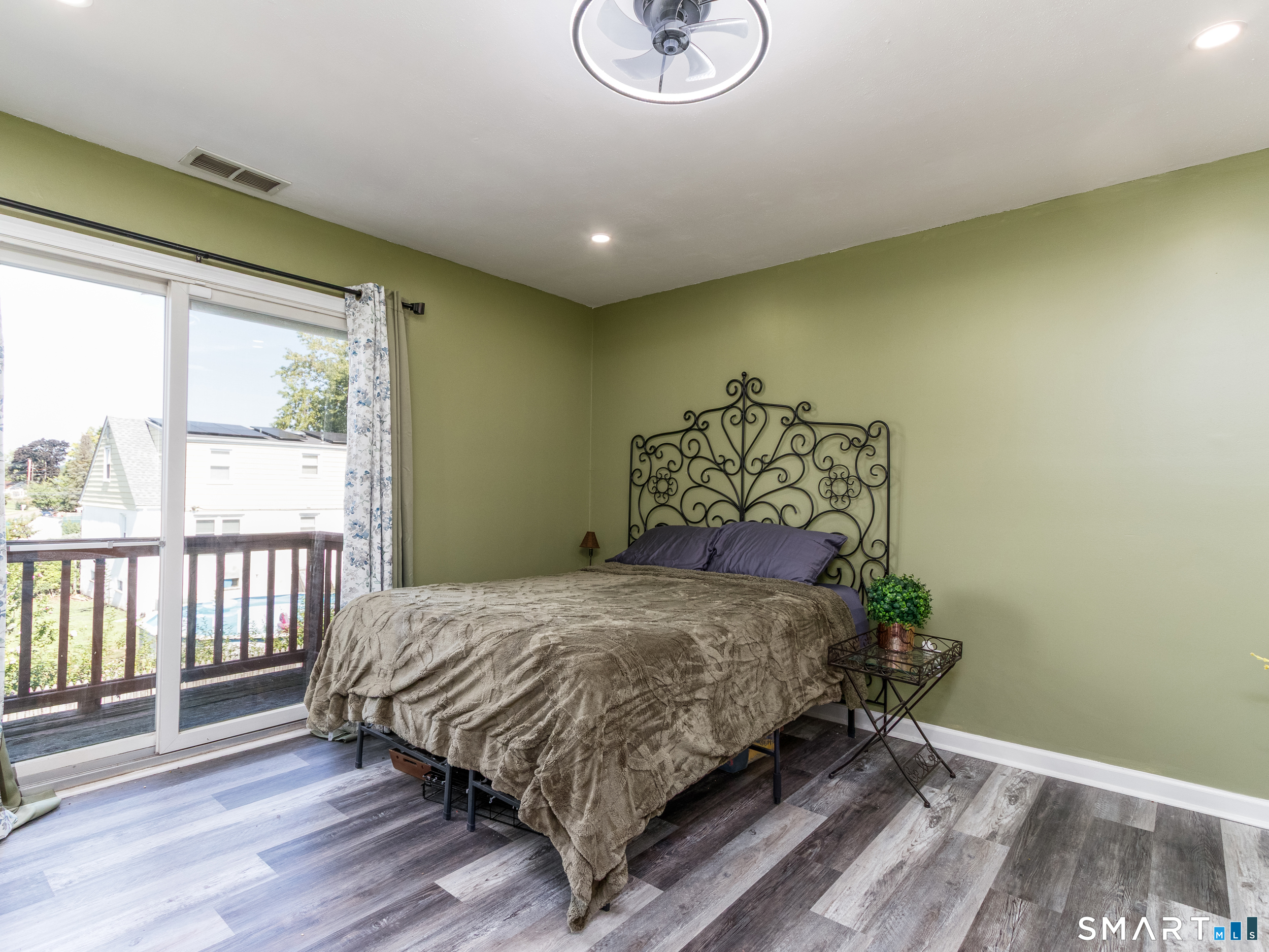330 Short Beach Road East Haven CT 06512