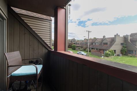 48 Montoya Drive Branford CT 06405