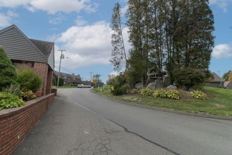 48 Montoya Drive Branford CT 06405