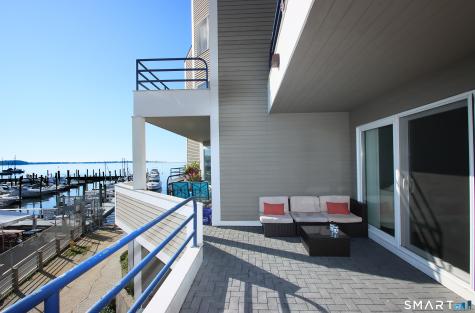 14 Harbour Close New Haven CT 06519