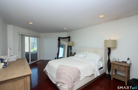 14 Harbour Close New Haven CT 06519