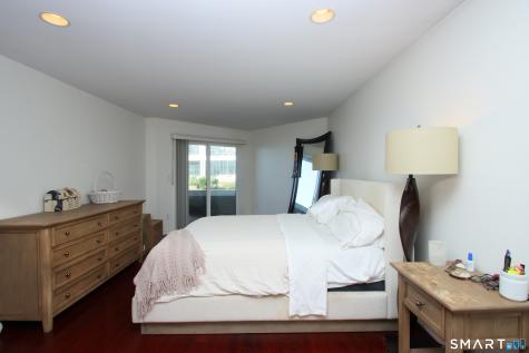14 Harbour Close New Haven CT 06519