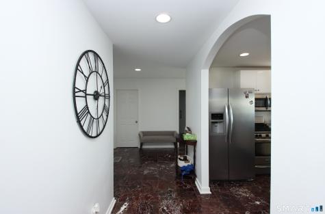 14 Harbour Close New Haven CT 06519
