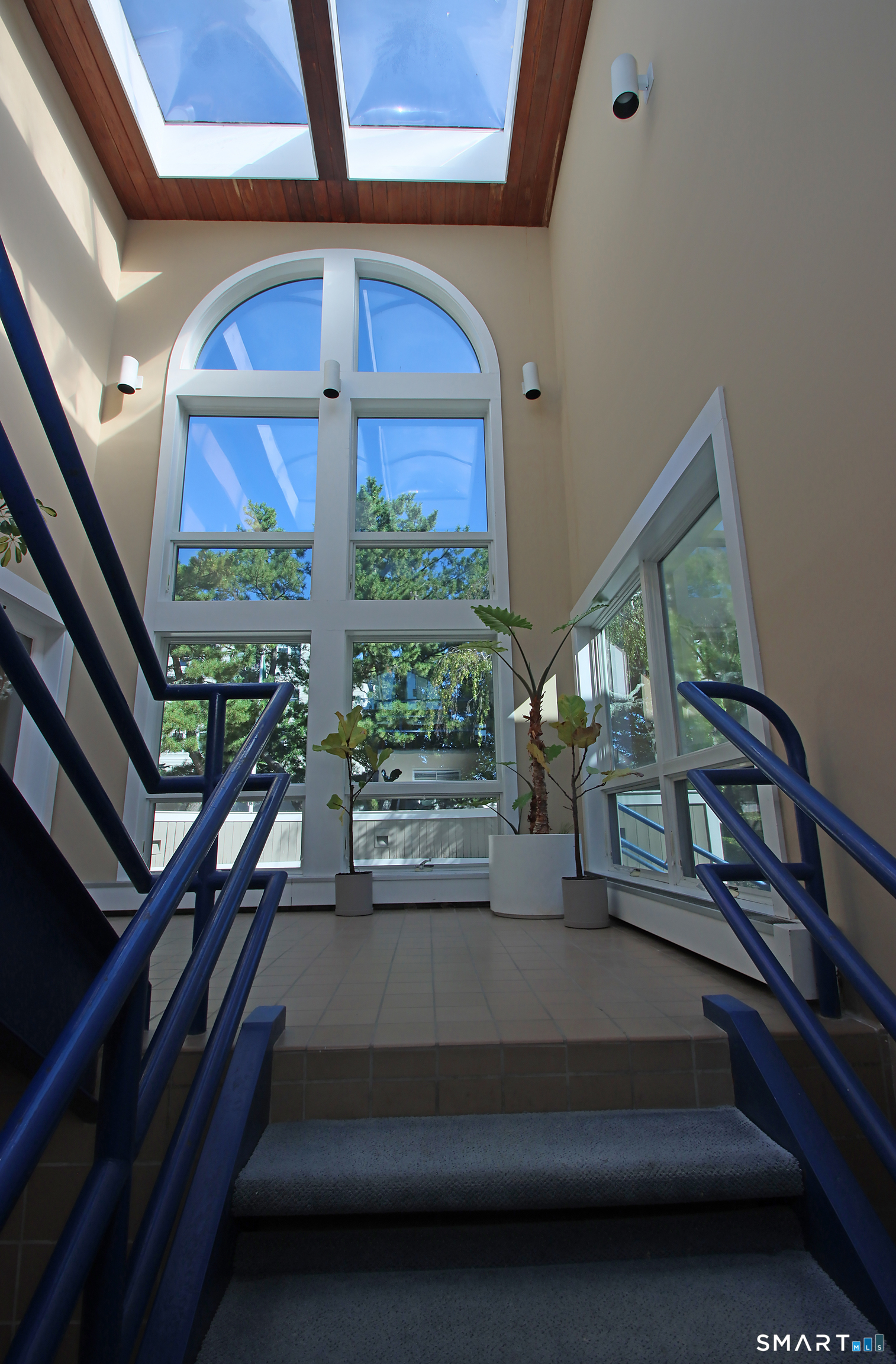14 Harbour Close New Haven CT 06519