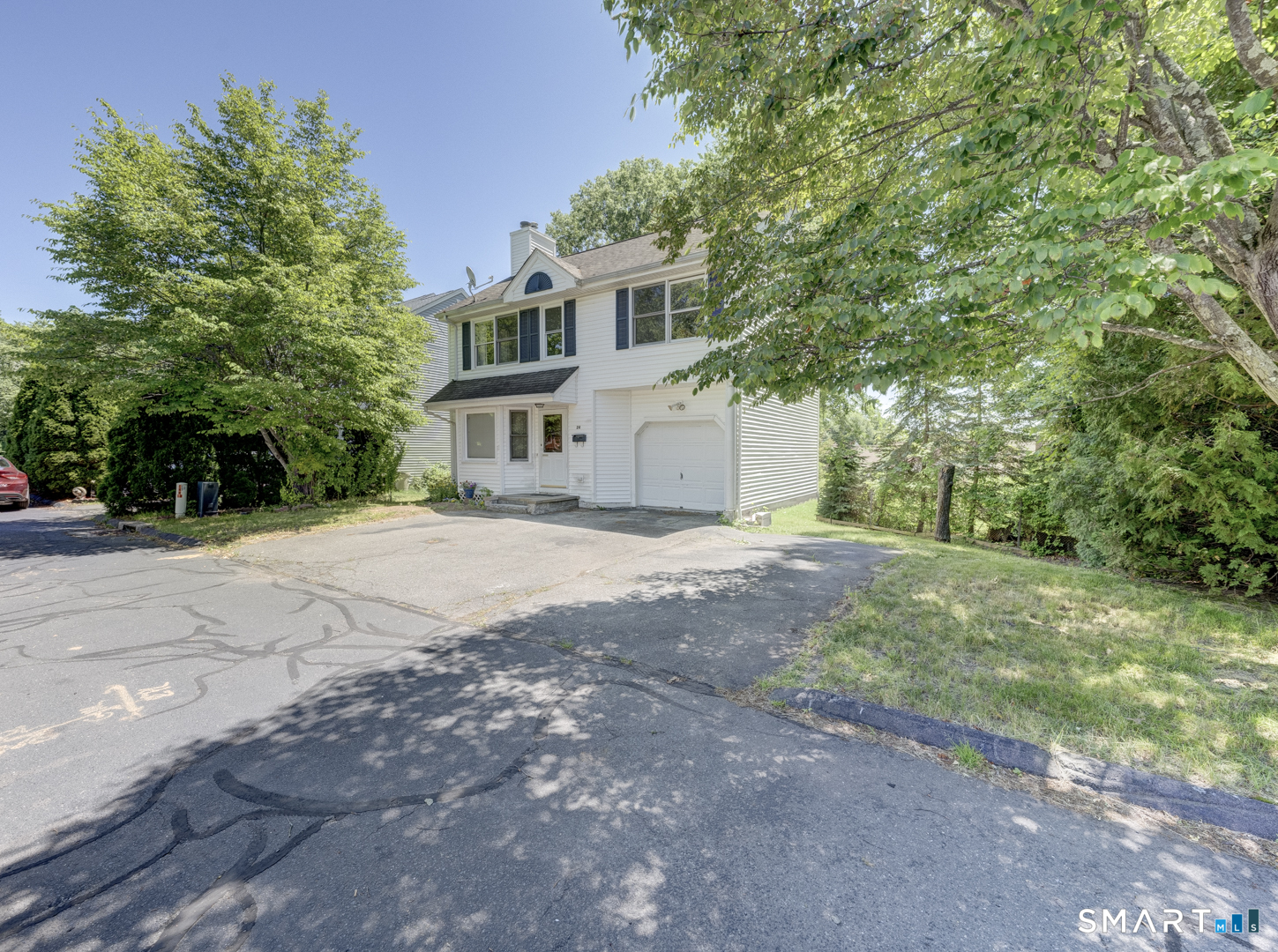 24 Nutmeg Court West Hartford CT 06110