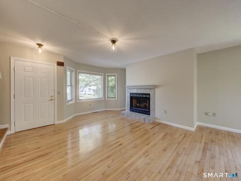 24 Nutmeg Court West Hartford CT 06110