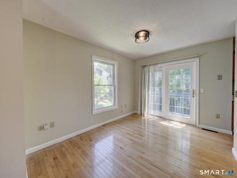 24 Nutmeg Court West Hartford CT 06110