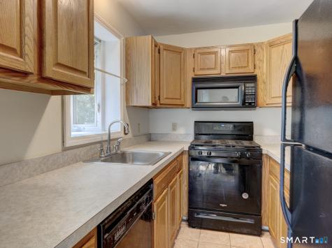 24 Nutmeg Court West Hartford CT 06110