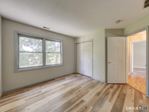 24 Nutmeg Court West Hartford CT 06110