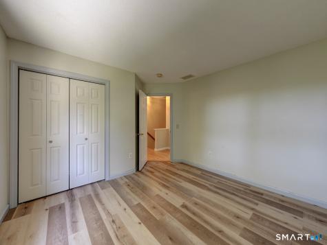 24 Nutmeg Court West Hartford CT 06110