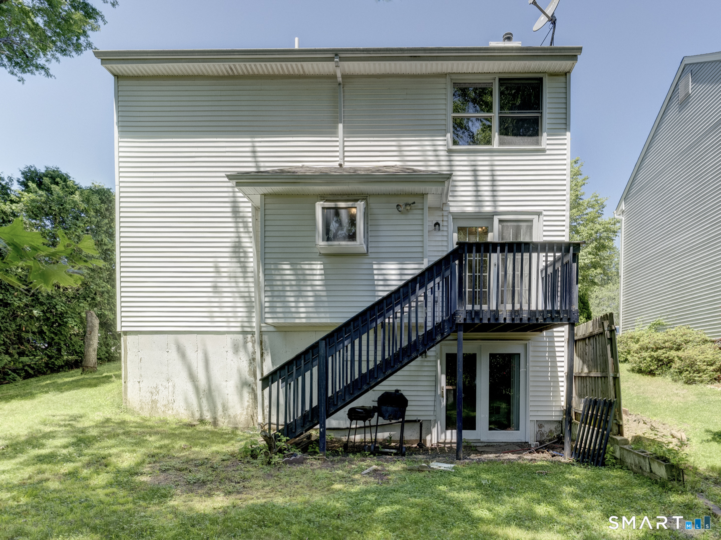 24 Nutmeg Court West Hartford CT 06110
