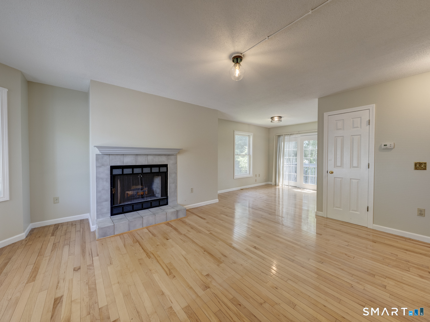 24 Nutmeg Court West Hartford CT 06110