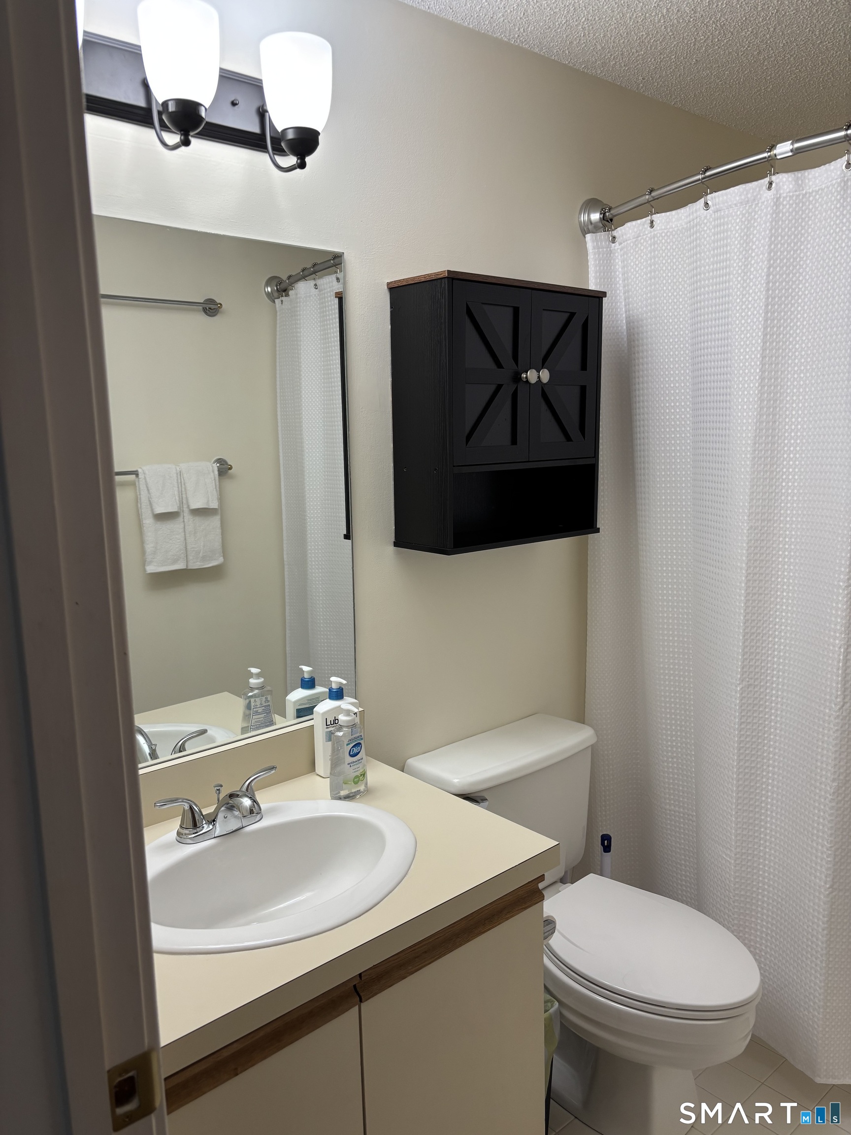33 Woodbridge Lane Cromwell CT 06416