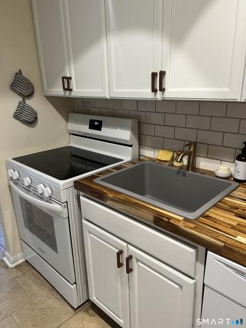 40 Owen Street Hartford CT 06105