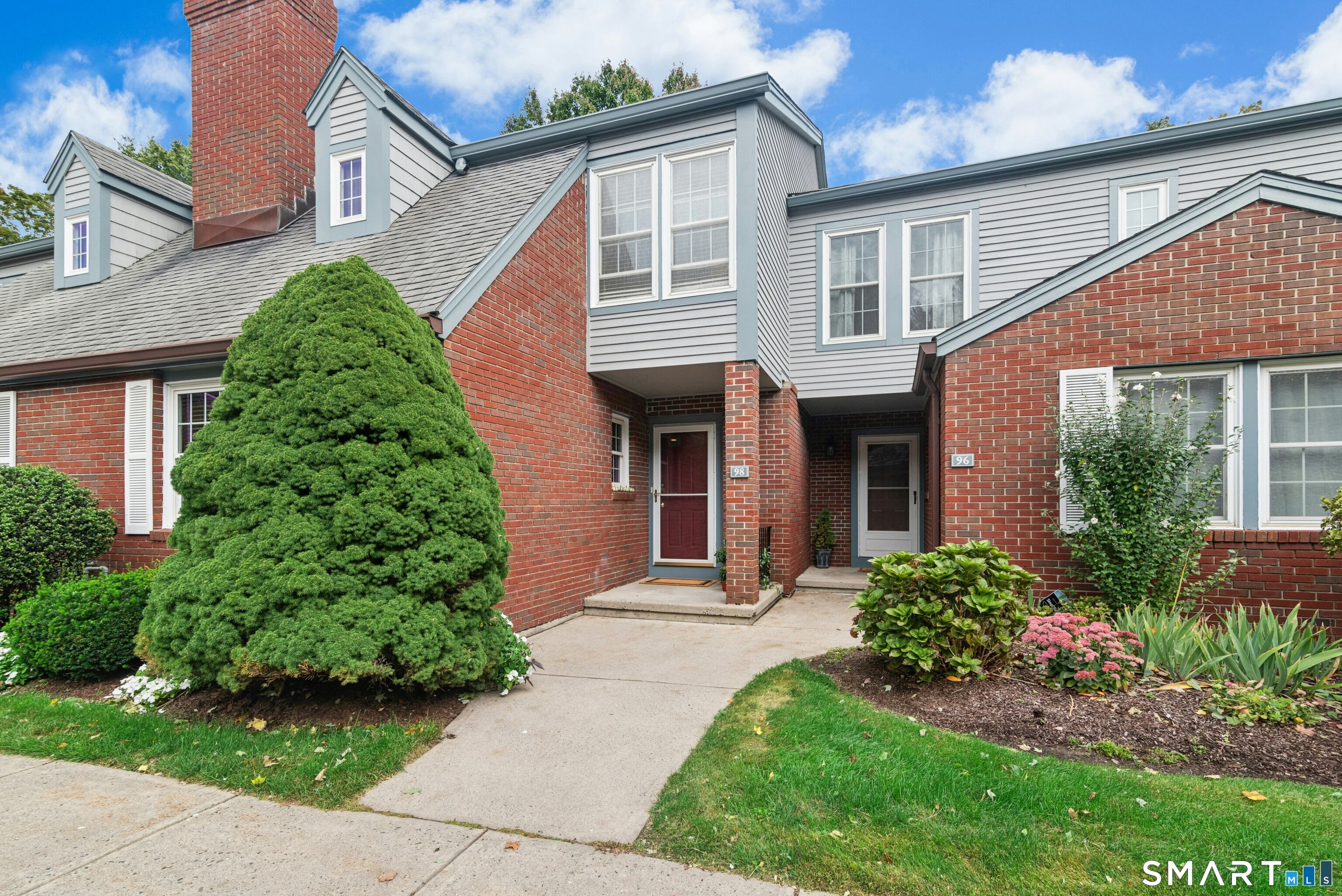 98 Roberton Crossing Fairfield CT 06825