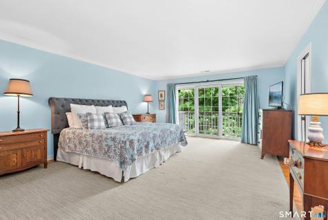 98 Roberton Crossing Fairfield CT 06825