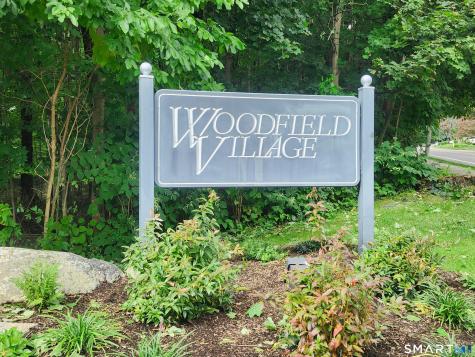 98 Roberton Crossing Fairfield CT 06825
