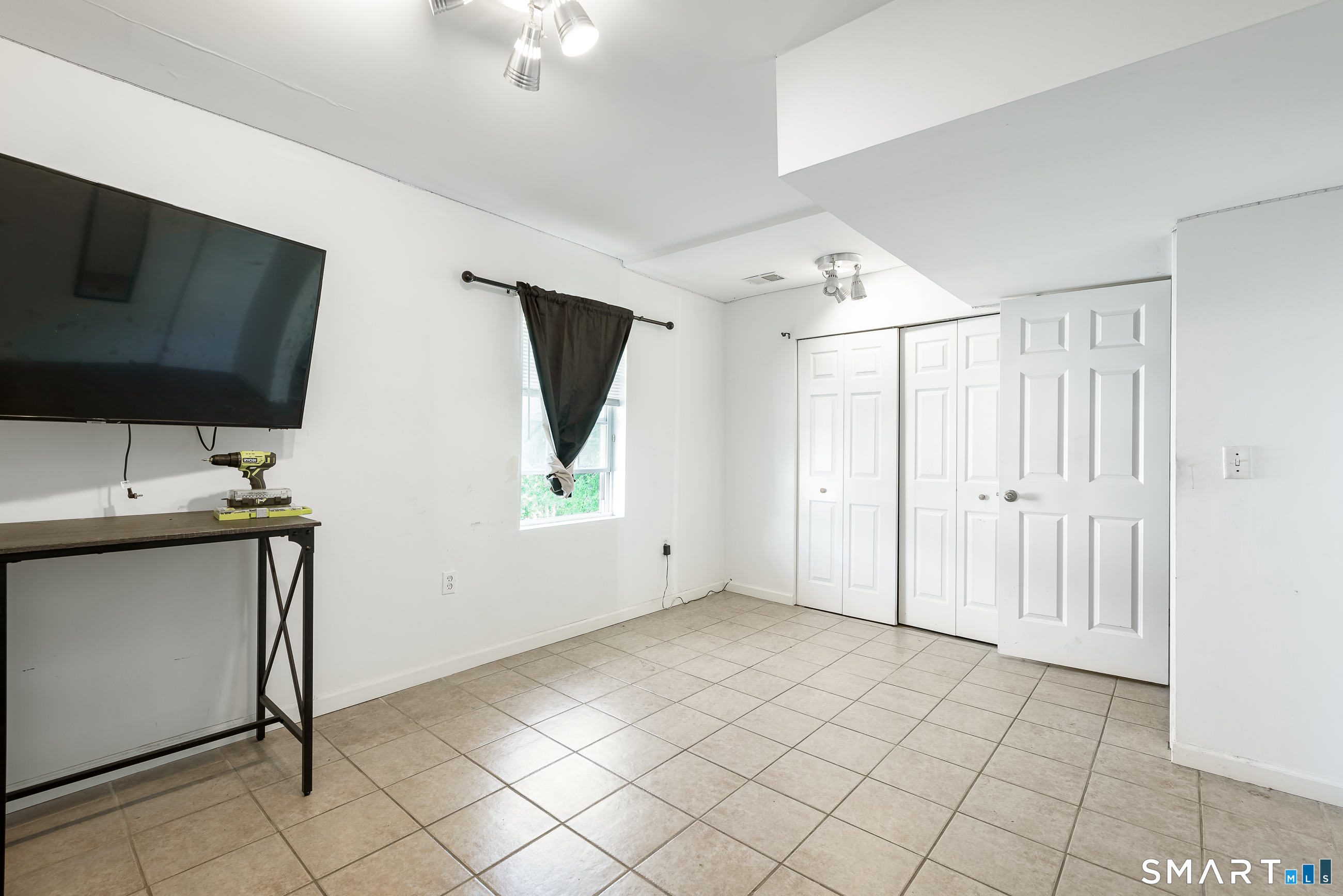 174 Stonefield Drive Waterbury CT 06705