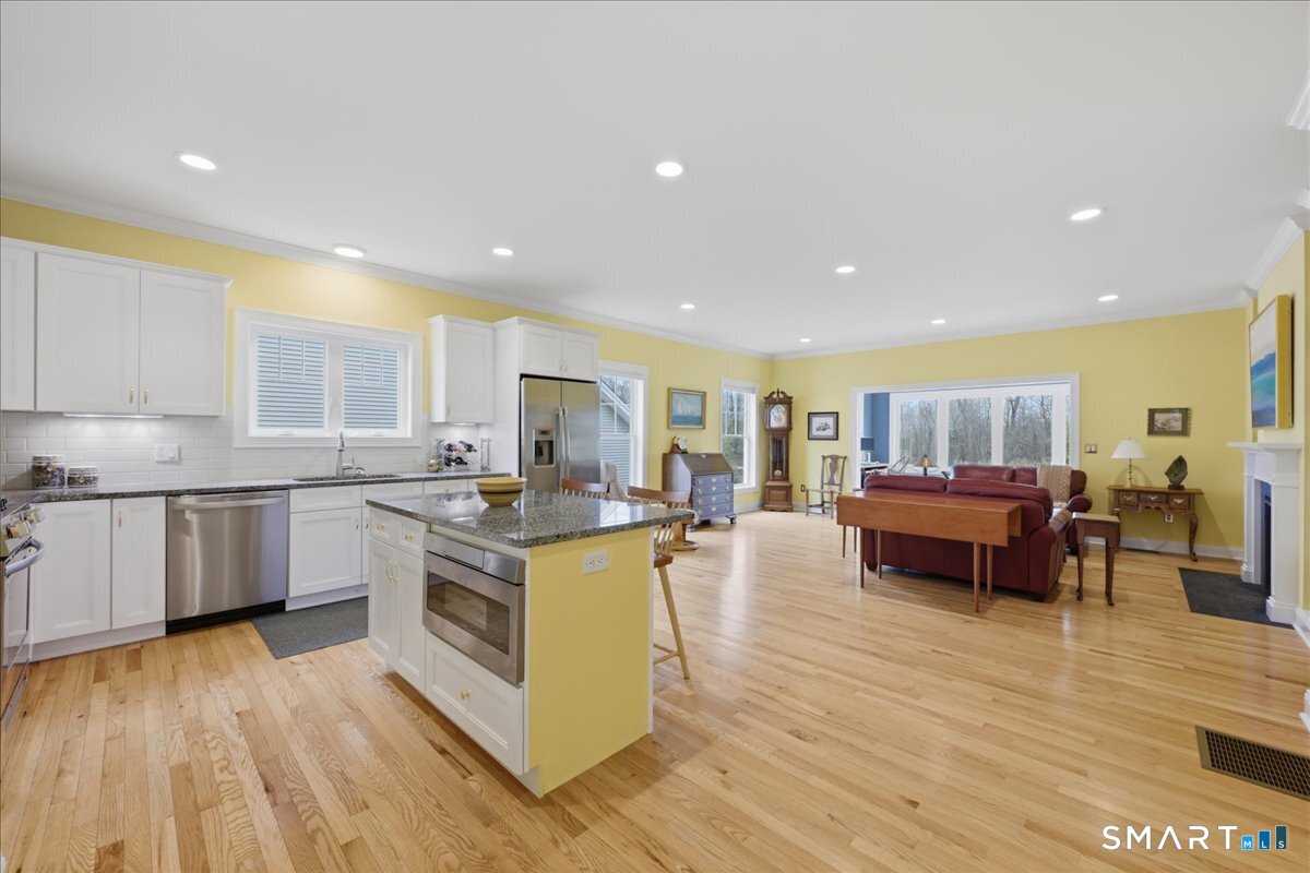 14 Essex Glen Drive Essex CT 06426