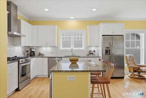 14 Essex Glen Drive Essex CT 06426