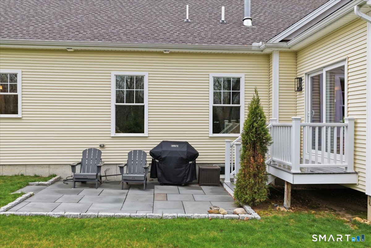 14 Essex Glen Drive Essex CT 06426