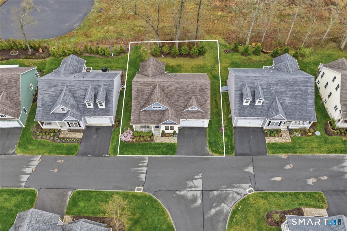 14 Essex Glen Drive Essex CT 06426